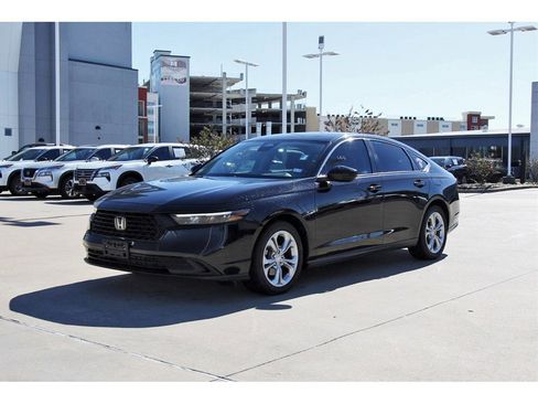 Used 2024 Honda Accord LX image 2