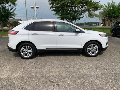 Used 2020 Ford Edge SEL FWD image 2