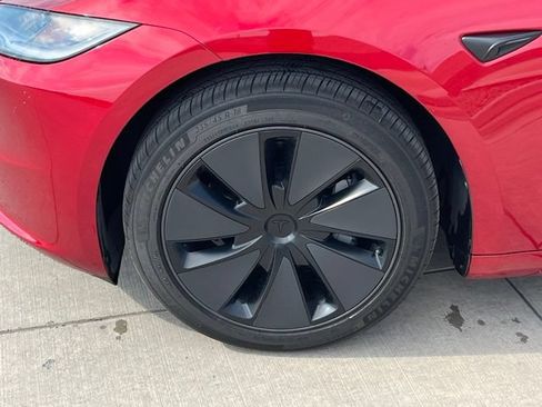 Used 2025 Tesla Model 3 Long Range RWD image 4