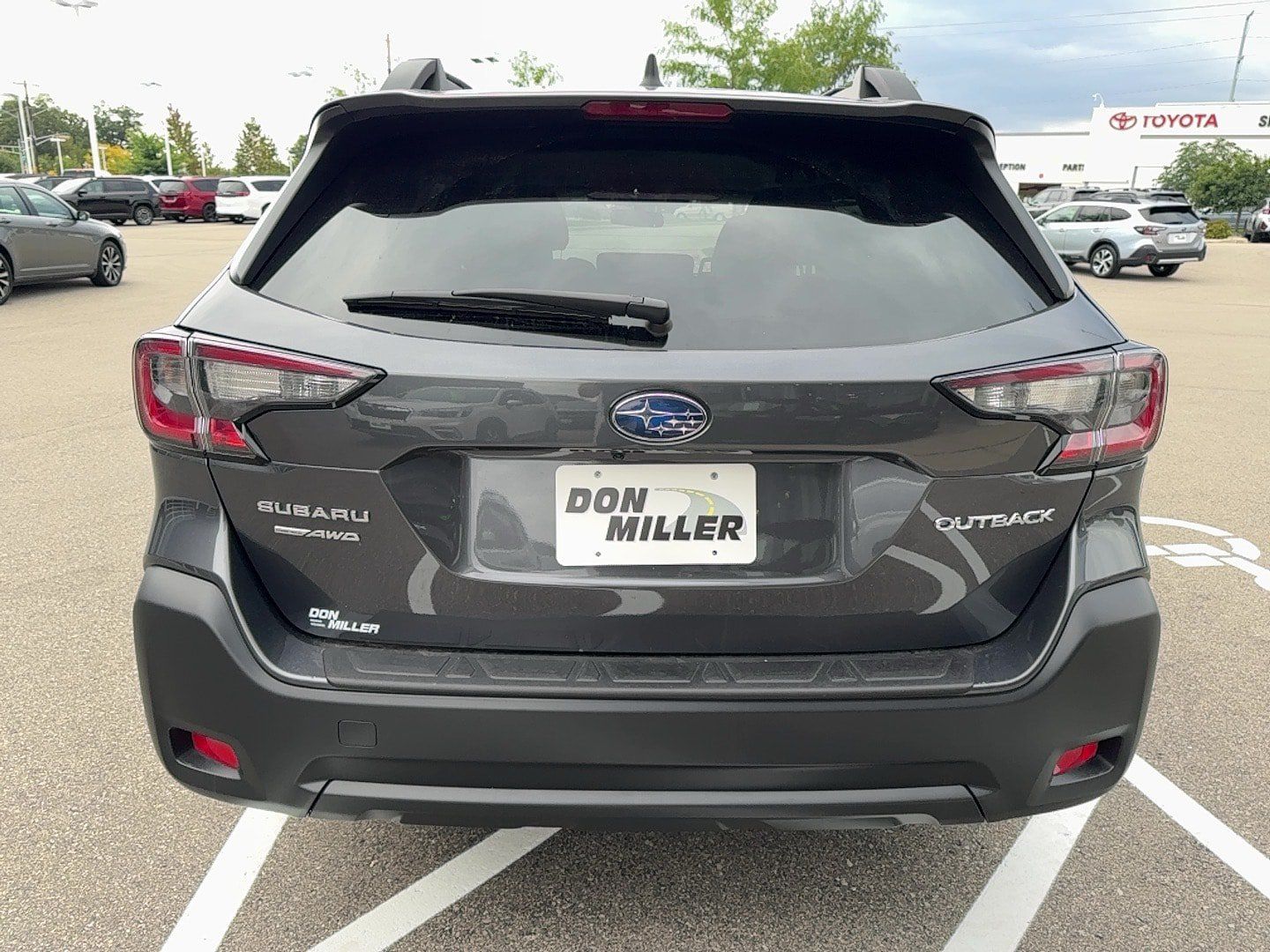 Used 2025 Subaru Outback Premium AWD/4WD image 5