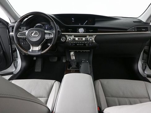 Used 2017 Lexus ES 350 image 16