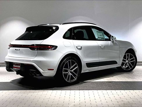 New 2026 Porsche Macan S image 7