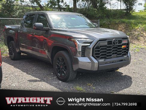 Used 2025 Toyota Tundra SR5 w/ SR5 Premium Package AWD/4WD image 1