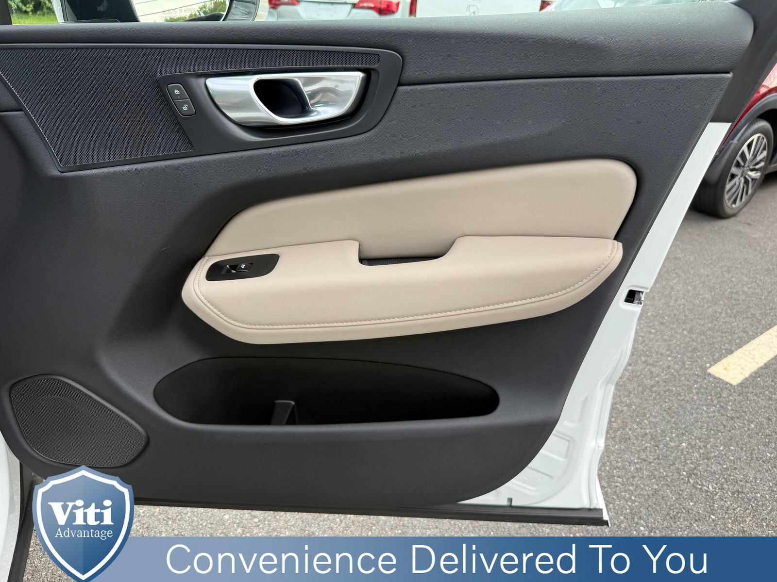 Used 2026 Volvo XC60 B5 Plus w/ Protection Package Premier AWD/4WD image 28