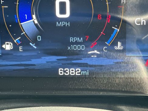 Used 2026 Chevrolet Equinox LT image 15