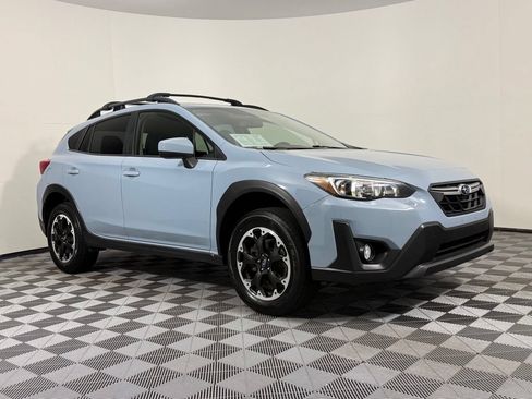 Used 2022 Subaru Crosstrek 2.0i Premium AWD/4WD image 9