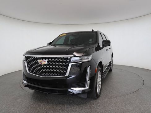 Used 2022 Cadillac Escalade ESV Premium Luxury image 32