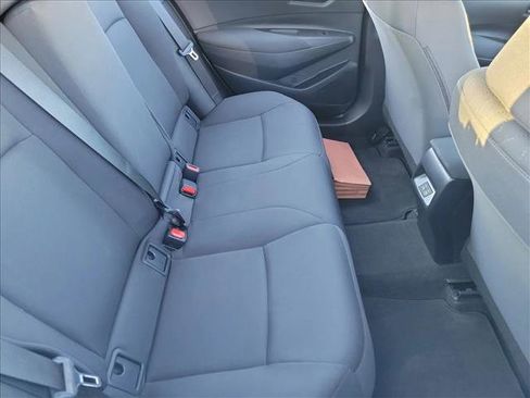 Used 2025 Toyota Corolla LE image 16