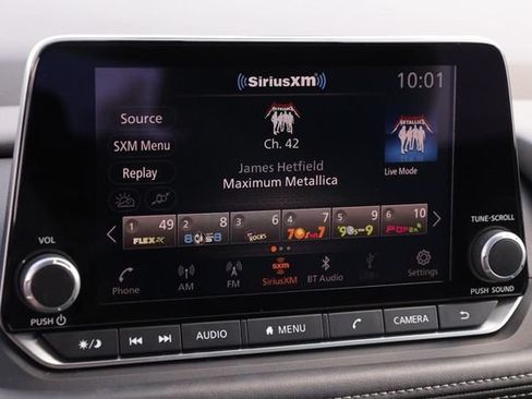 Certified 2026 Nissan Rogue SV FWD image 17