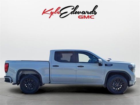 New 2026 GMC Sierra 1500 Pro w/ Graphite Edition image 4