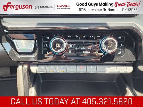 New 2026 GMC Sierra 1500 AT4 w/ AT4 Premium Package AWD/4WD image 29