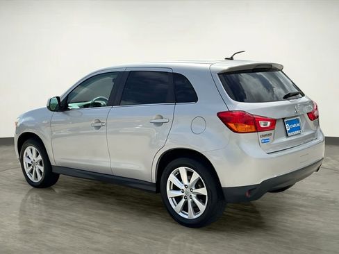 Used 2015 Mitsubishi Outlander Sport SE image 4