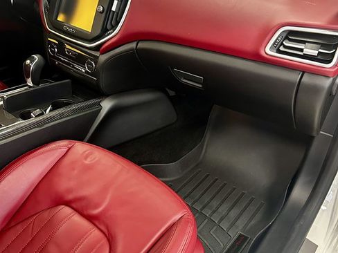 Used 2014 Maserati Ghibli S Q4 image 12