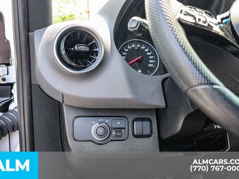 Used 2025 Mercedes-Benz Sprinter 2500 image 26