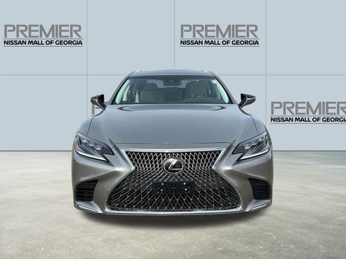 Used 2020 Lexus LS 500 image 2