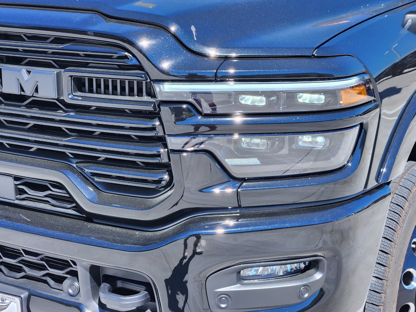 New 2027 RAM 3500 Limited AWD/4WD image 9
