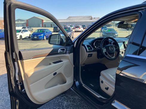 Used 2014 Jeep Grand Cherokee Limited image 9