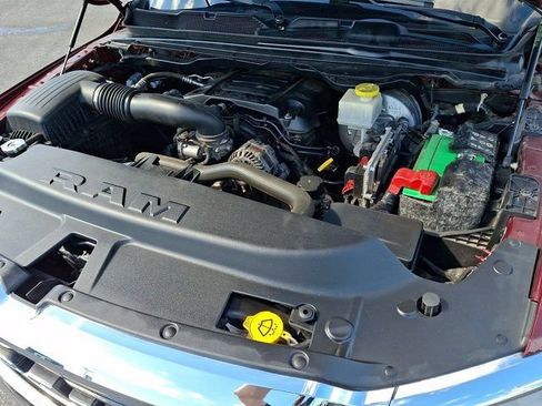 Used 2019 RAM 1500 Big Horn AWD/4WD image 32