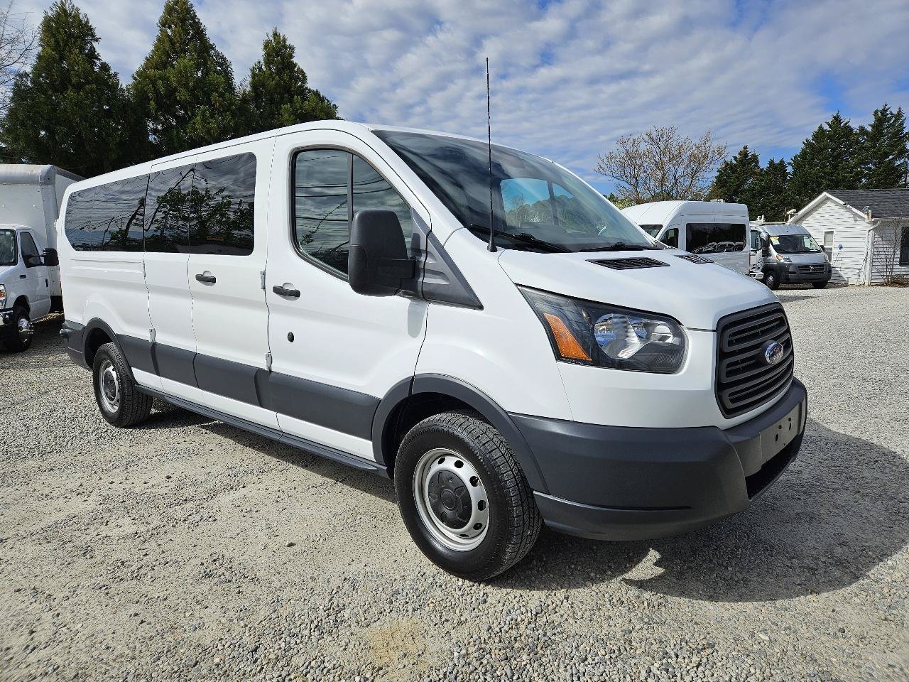 Used 2018 Ford Transit 350 XL RWD image 7
