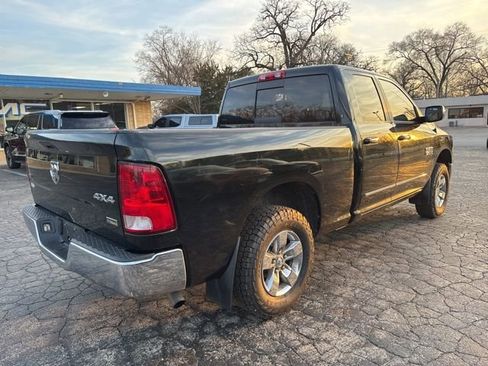 Used 2016 RAM 1500 Classic SLT image 6