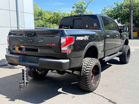 Used 2021 Nissan Titan PRO-4X AWD/4WD image 6