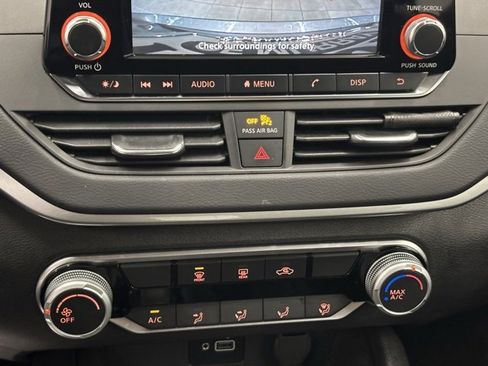 Used 2024 Nissan Altima 2.5 S image 21