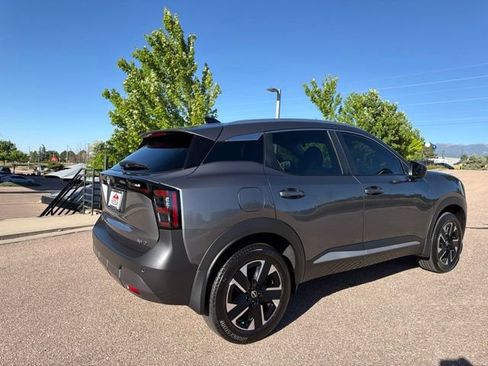 Used 2026 Nissan Kicks SV w/ Cold Weather Package AWD/4WD image 9