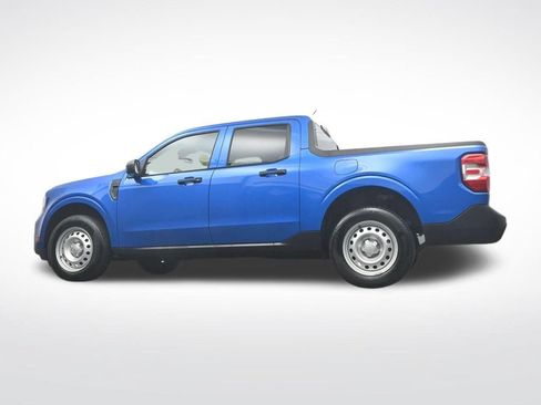 Used 2025 Ford Maverick XL w/ Equipment Group 102A AWD/4WD image 43