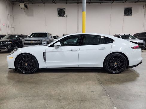 Used 2023 Porsche Panamera image 8