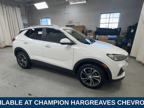 Certified 2023 Buick Encore GX Select w/ Safety Package II FWD image 2