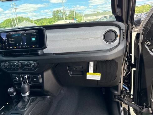 New 2026 Jeep Wrangler Unlimited Sport AWD/4WD image 25