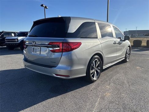Used 2024 Honda Odyssey Touring image 5