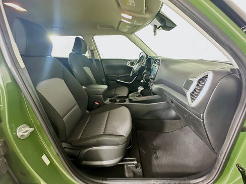 Used 2021 Kia Soul X-Line FWD image 29