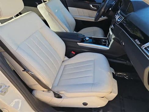 Used 2015 Mercedes-Benz E 350 Sedan image 22