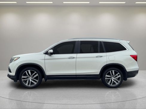 Used 2017 Honda Pilot Elite image 9