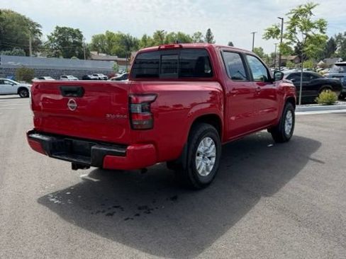 Used 2022 Nissan Frontier SV AWD/4WD image 3