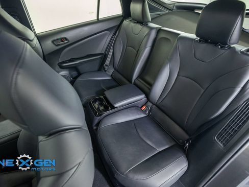 Used 2017 Toyota Prius Prime Premium w/ Carpet Mat Package FWD image 34