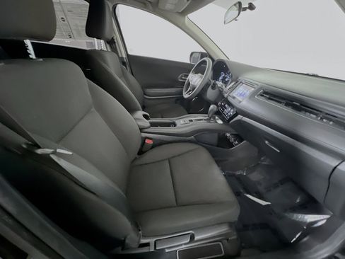 Used 2016 Honda HR-V EX image 31