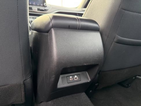 Used 2024 Nissan Altima 2.5 SV FWD image 29
