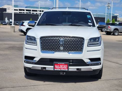 Used 2020 Lincoln Navigator L Black Label w/ Cargo Convenience Package AWD/4WD image 2