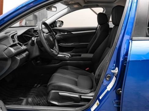 Used 2017 Honda Civic EX image 4