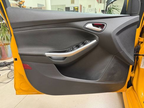Used 2013 Ford Focus ST FWD image 10