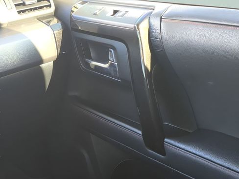 Used 2020 Toyota 4Runner TRD Off-Road image 23