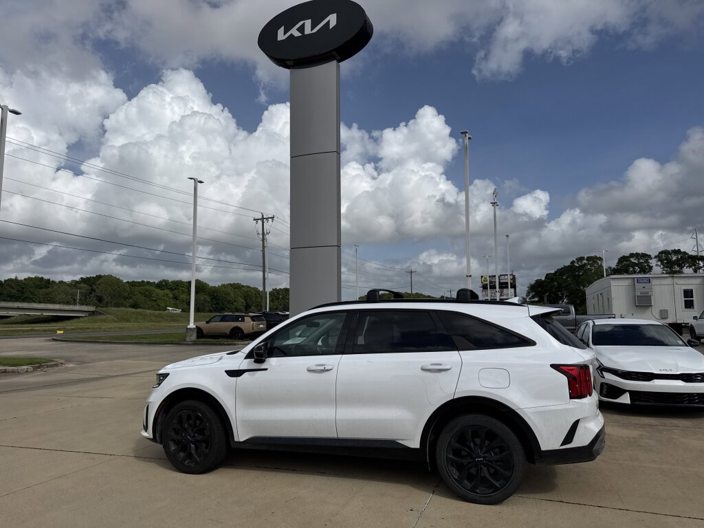 Used 2023 Kia Sorento SX FWD image 20