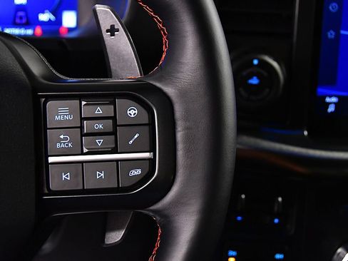 Used 2025 Ford F150 Raptor AWD/4WD image 21