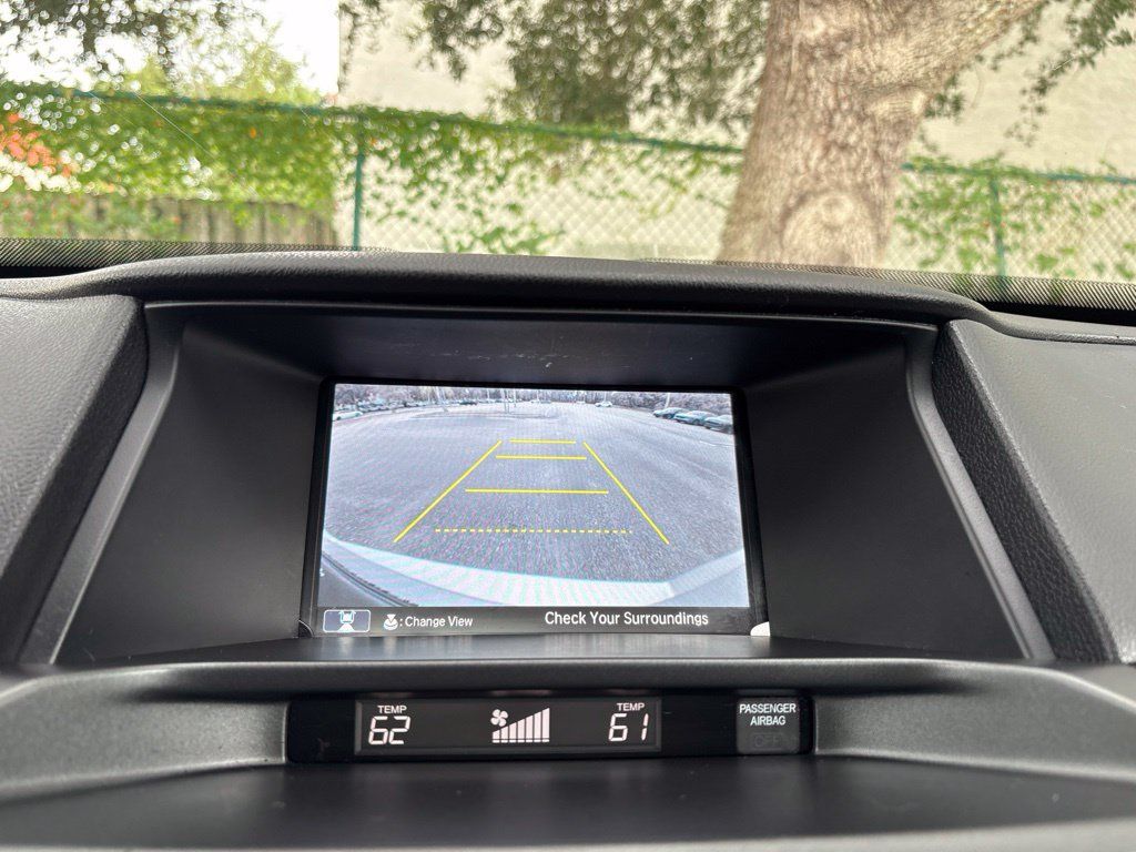 Used 2013 Honda Crosstour EX-L image 30