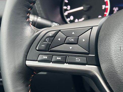 Used 2023 Nissan Sentra SR w/ Electronics Package image 28