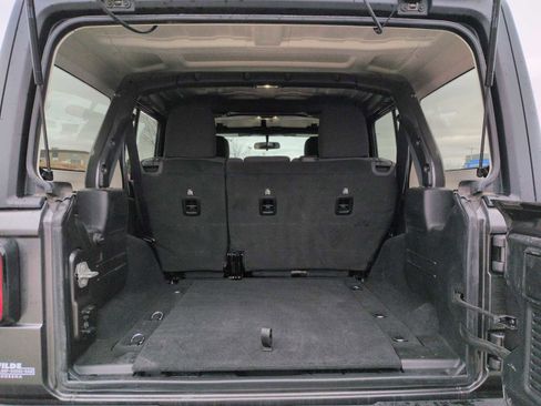 Used 2023 Jeep Wrangler Sport image 30