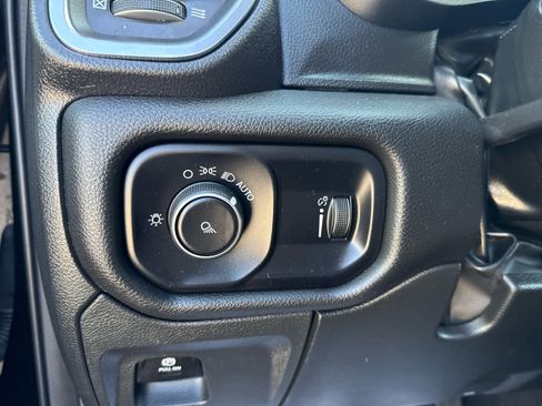 Used 2024 RAM 1500 Laramie image 26