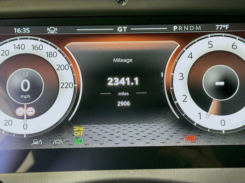Used 2024 Aston Martin DB12 Coupe RWD image 21
